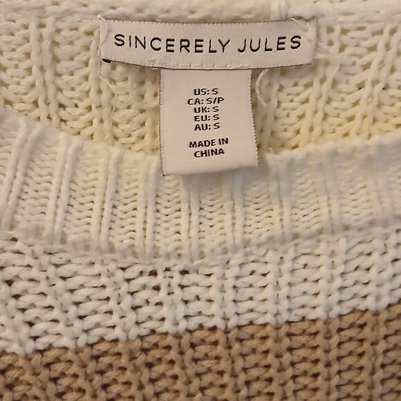 Cropped sweater, tan, cream, and grey striped, loose knit - Picture 4 of 6